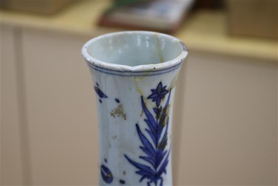 A pair of Chinese blue and white bottle vases, 19th century